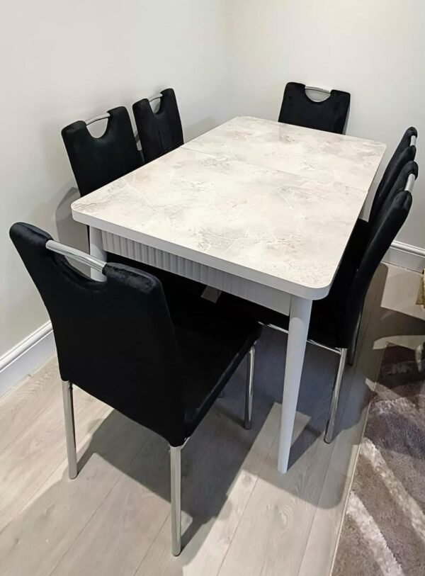 Furnia High Gloss Extendable Dining Table